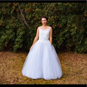 Oleg Cassini Ballgown Wedding Dress (size 10)